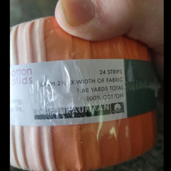 Kona half roll. Fabric strips new - Picture 3 of 3